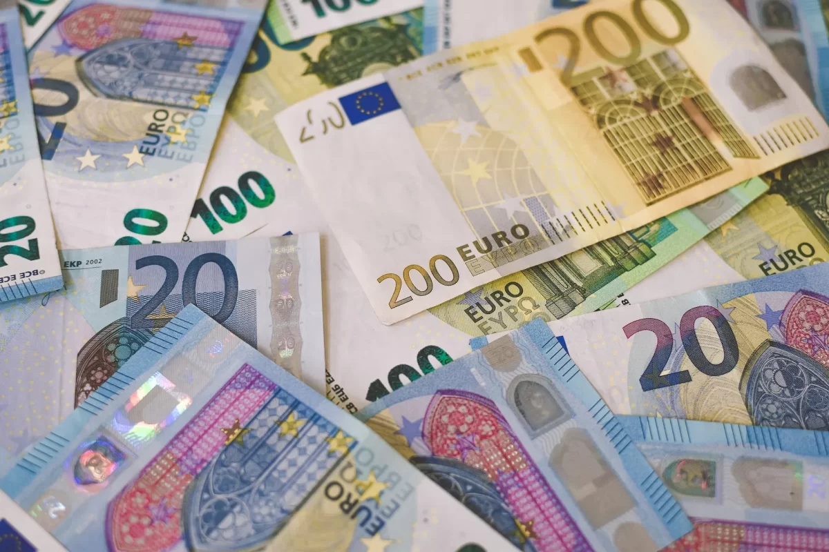 EURUSD Analysis: Unveiling Economic Indicators’ Impact on Currency Trends